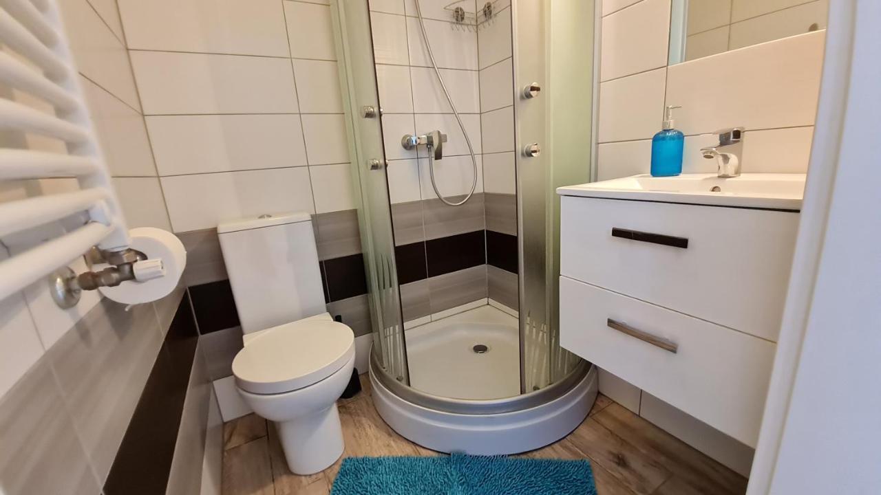 Bela - Pokoje Z Aneksami I Apartamenty كولوبرزيغ المظهر الخارجي الصورة
