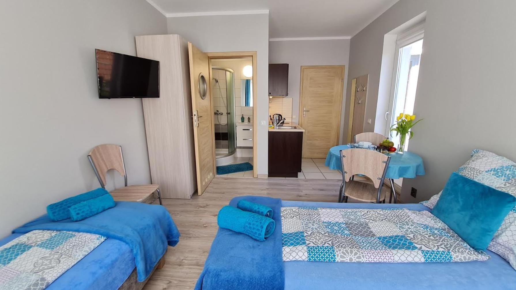 Bela - Pokoje Z Aneksami I Apartamenty كولوبرزيغ المظهر الخارجي الصورة